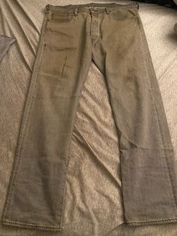 Gray Levi’s 501 jeans 38x32