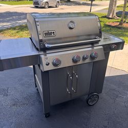 Weber Genesis II S - 335 LP - Stainless Steel 3-Burner Grill