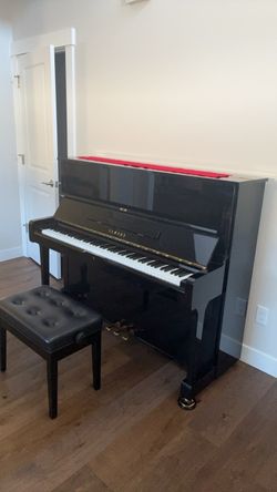 Yamaha U1 upright piano