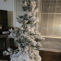Fraser Hill Farm 6.5 ft Snow Flocked  Christmas Tree. 