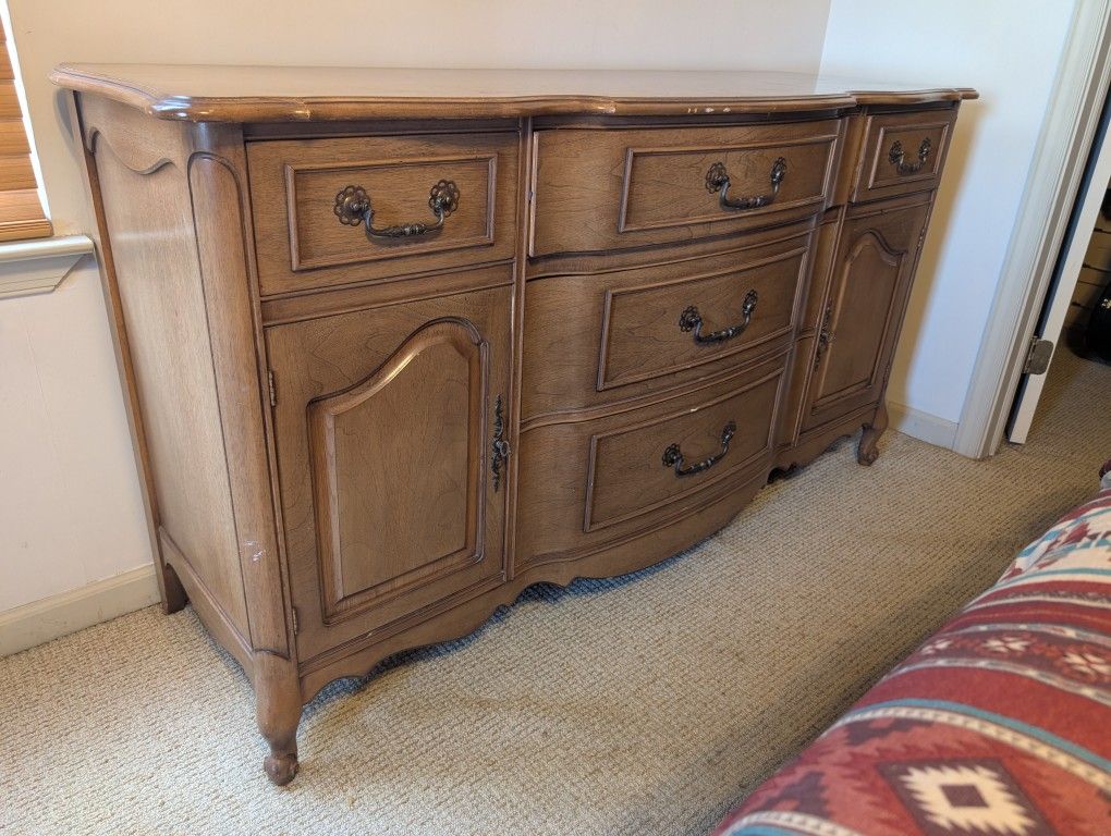 Dresser Or Sideboard