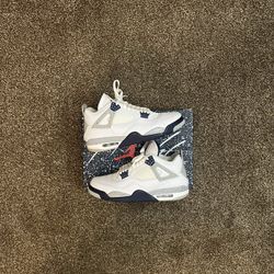 Jordan 4 Midnight Navy Size 11