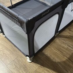 Baby Play Pen