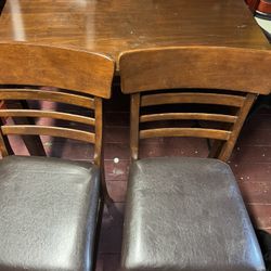 High Dinner Table W 4 Chairs 