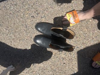 12 D Boots