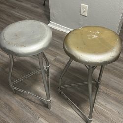 Bar stool