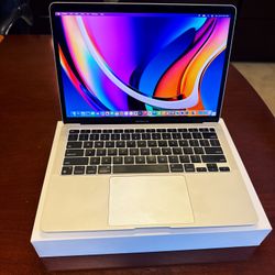 Apple MacBook Air M1 Chip 13 inch