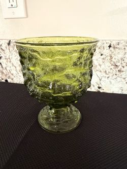 Beautiful EO Brody Avocado Green Crinkle Glass Pedestal Vase/Dish Dish