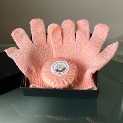 Versace Body Perfumed Soap &  Exfoliating Bath Gloves