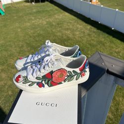 Gucci Ace Floral Sneakers