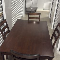 Table and 4 Chairs 