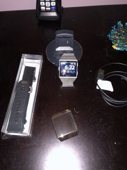 Fitbit iconic