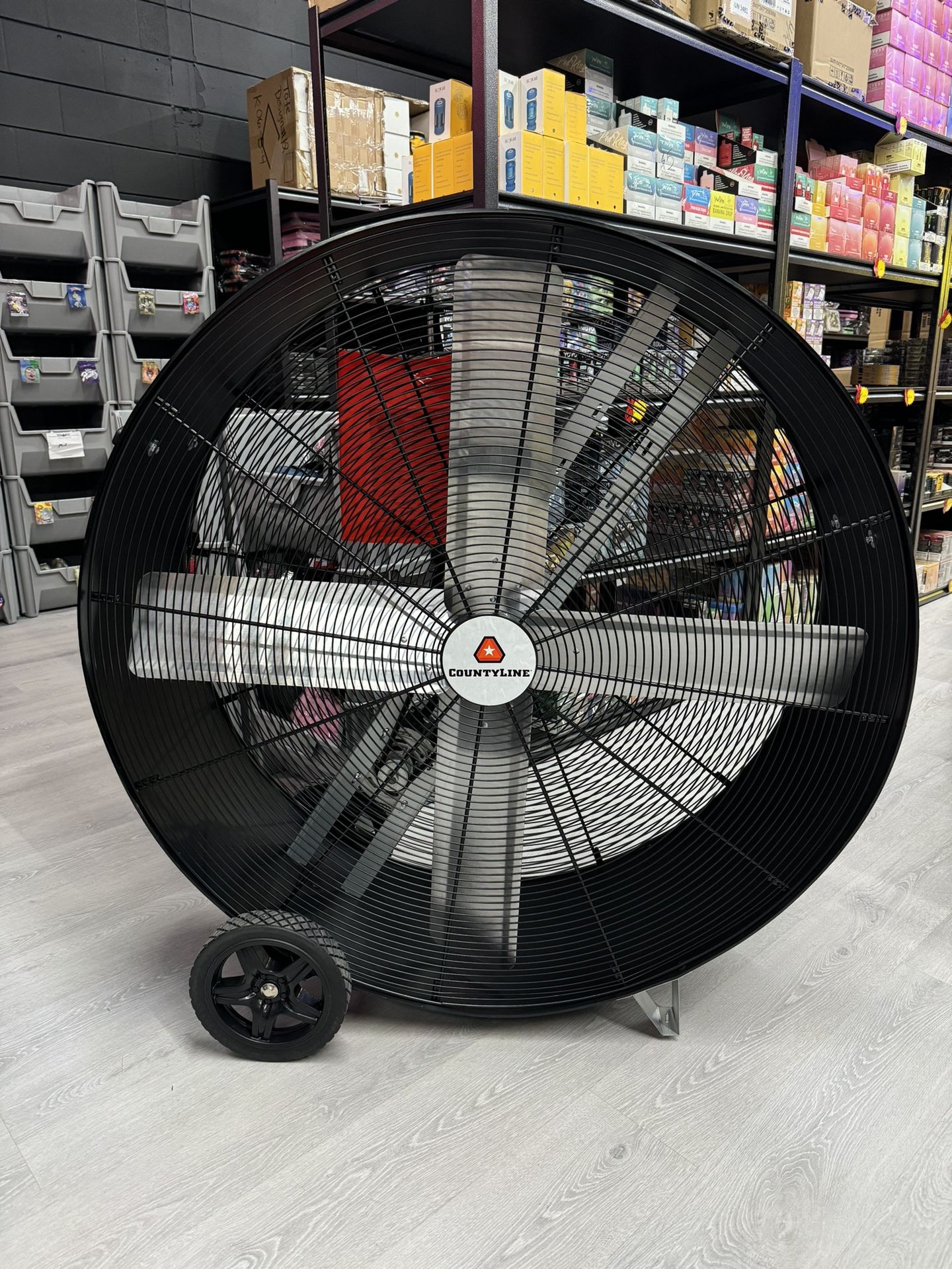 County Line 42 Inch Fan
