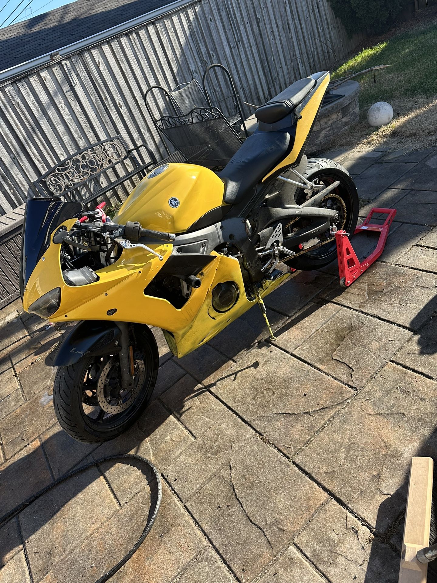 R6