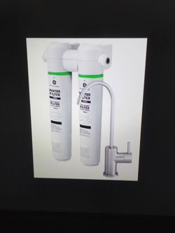New GE Under sink dual stage water filtration system with faucet and filters