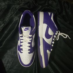 Nike Dunk Low "Championship Purple" Size 10.5M