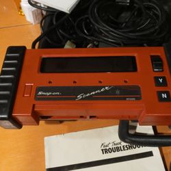 Snap-On Scanner Model Mt-2500 Many Attachments $500