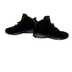 Air Jordan Retro 6 UNC
