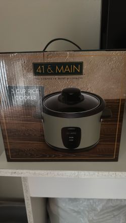 41 $ Main Rice Cooker (3cups)