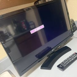 LG 24” 720P Lcd Tv 