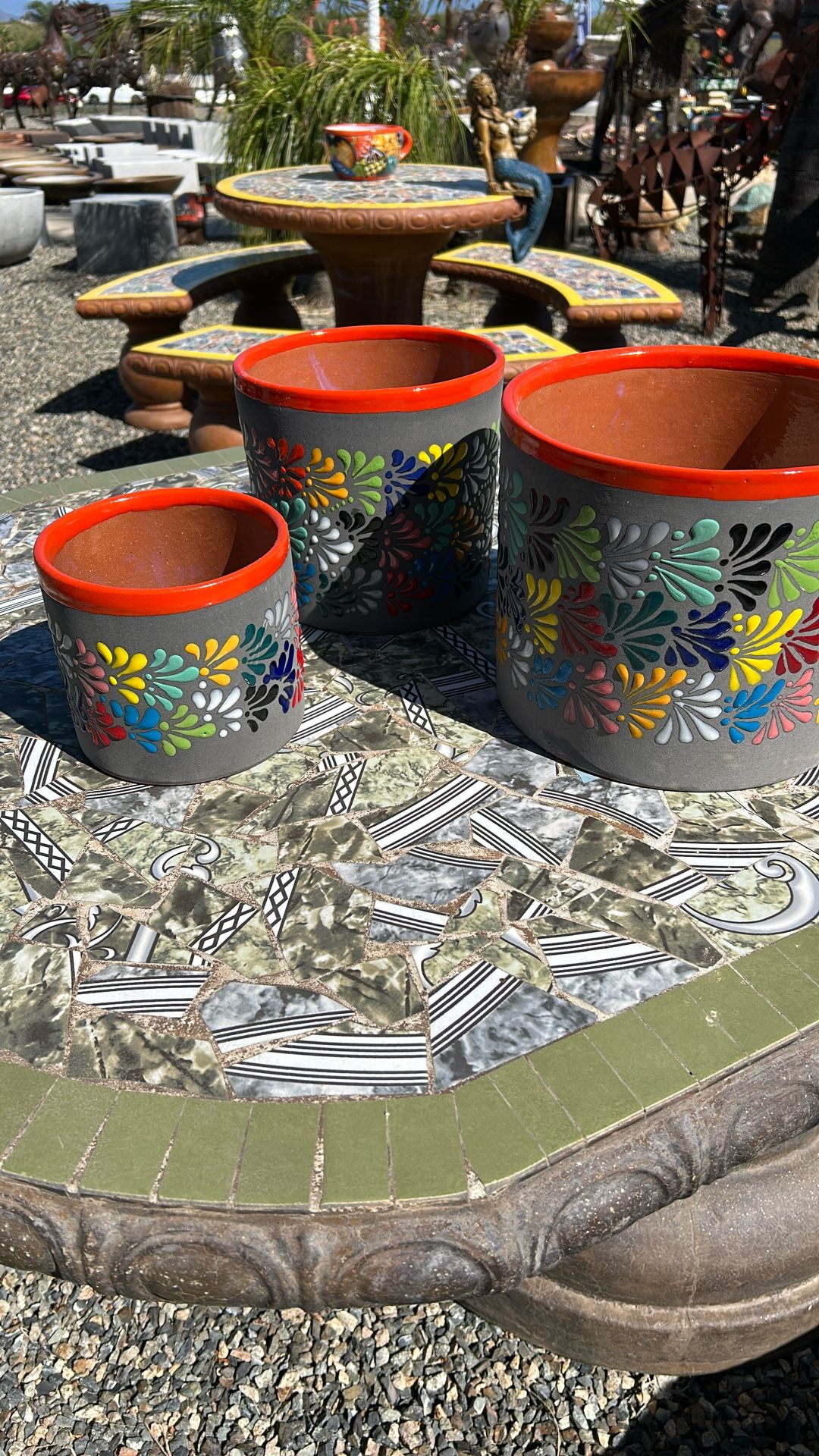 Set Of 3 Pots