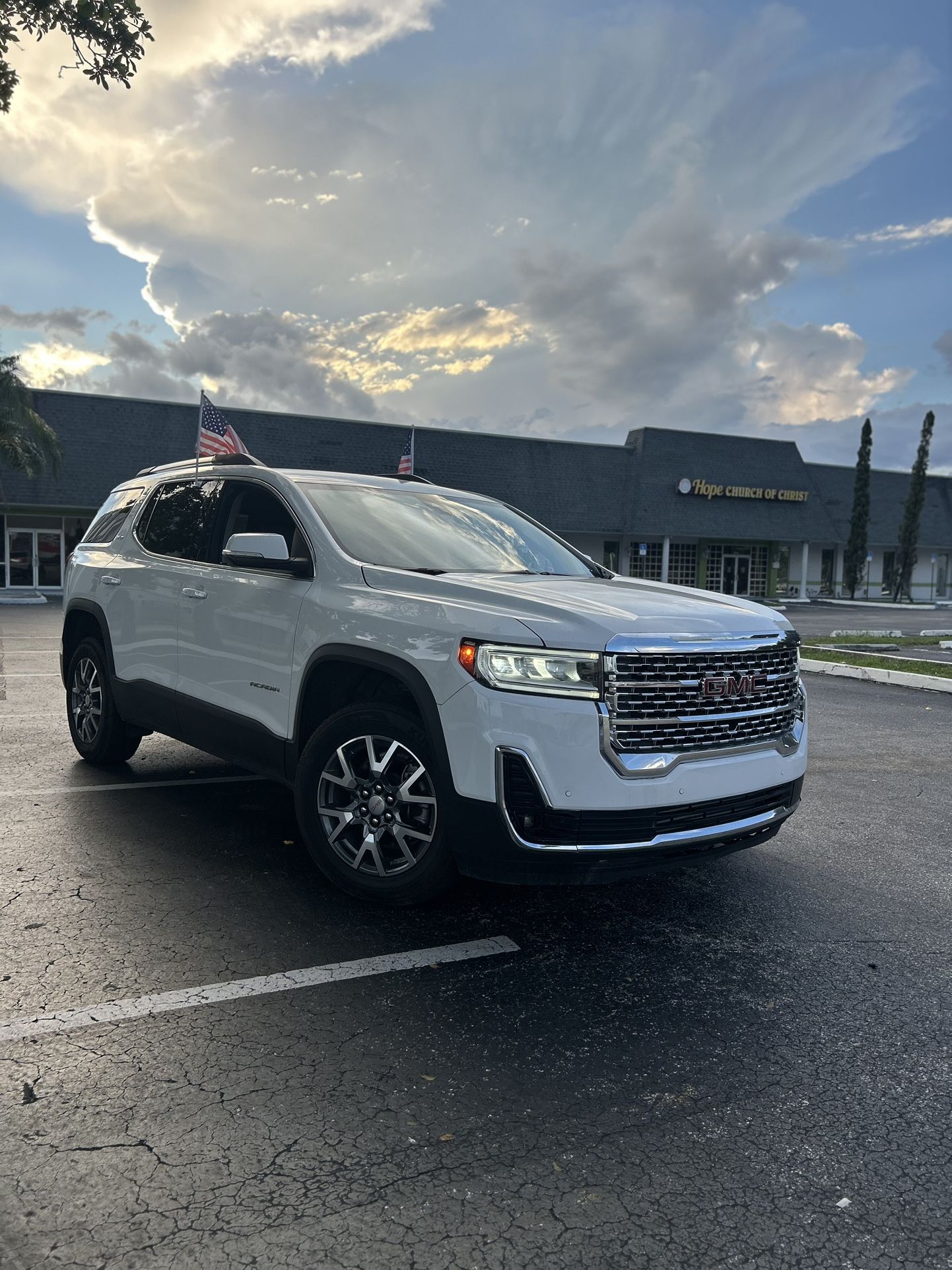 2023 GMC Acadia