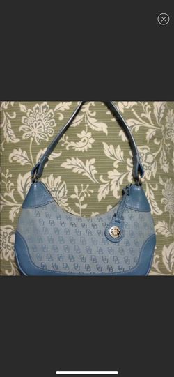 Dooney & bourke purse
