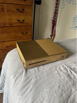 Xbox one original custom Gold