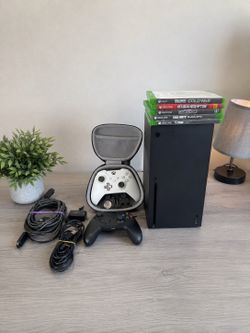 Xbox Series X Bundle - Like New