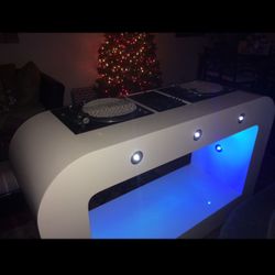Custom Dj Booth  - Perfect for Turntables & Vinyl Enthusiasts