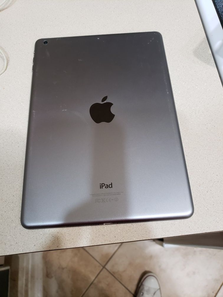 iPad Air WiFi (A1474) 16GB