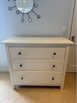 IKEA HEMNES 3-Drawer Dresser