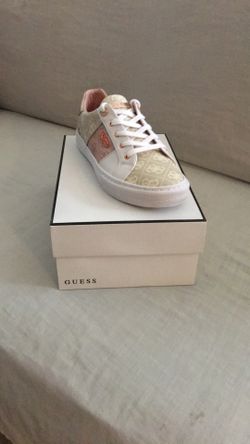 Guess Women’s Loven Lace-up Sneakers