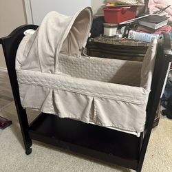 Eddie Bauer Bassinet Real Wood