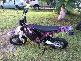 4000W Electric Motorcycle Ebike 60V30AH 50MPH brand new