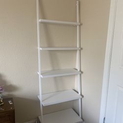 White Leaning Bookshelf in Great Condition
