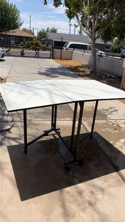 Table for sewing