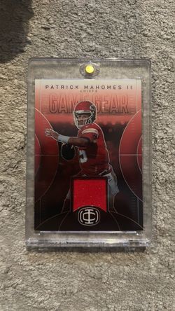 Patrick Mahomes II Game Gear Relic Trading Card