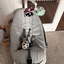 4Moms MamaRoo Baby Swing Chair