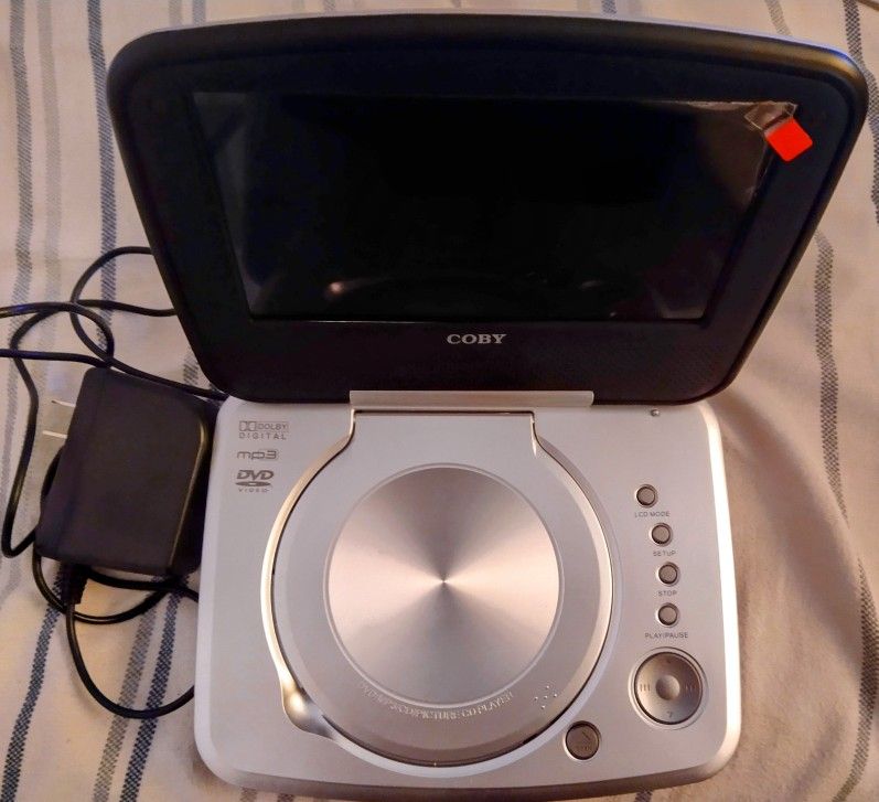 Coby Tf-dvd7005 7-inch Portable Dvd Player