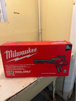 Milwaukee Gun