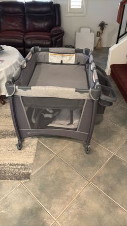 bassinet with wheels
