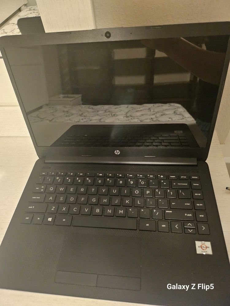 HP MacBook