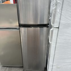 summit refrigerator 24 inches 