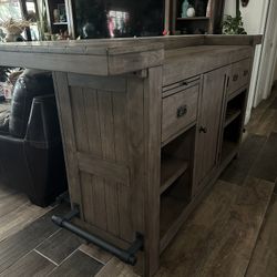 Bar Cabinet 