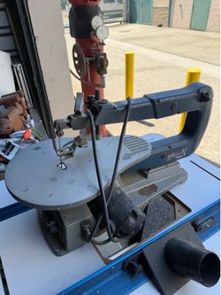 Ryobi Variable Speed Scroll Saw with Easy-Access Blade Changes