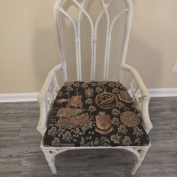 Cushioned Chairs (×4)