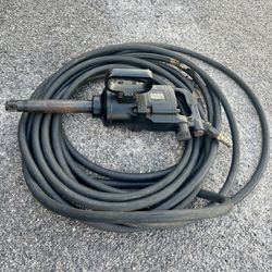 Air impact wrench 2,000 ft. lbs