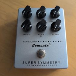 Demon FX Super Symmetry Bass/Guitar Compressor With LEDs And Blend ( Darkglass Copy)