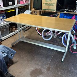 Wooden Table Desk On Wheels